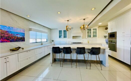 Espectacular Casa en Puerta de Hierro Linces
