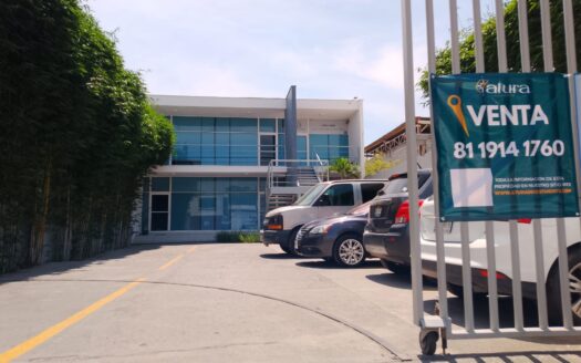 ¡GRAN OPORTUNIDAD DE INVERSIÓN! Plaza Comercial en Venta