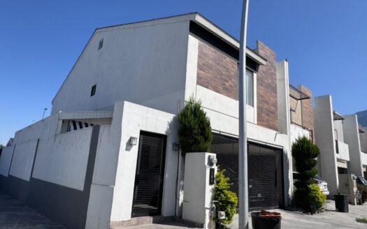 Casa en Espacio Cumbres