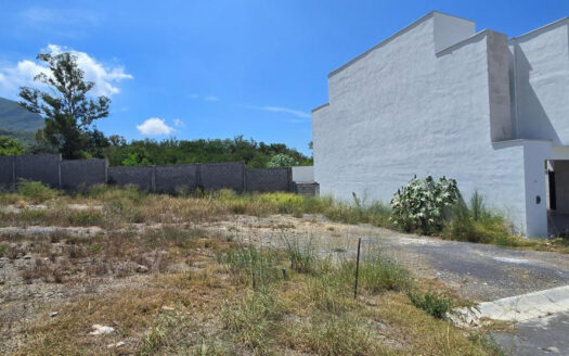 Terreno en Pedregal de la Montaña, Monterrey, Nuevo León