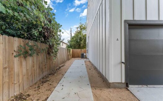 Mallow Acres Plaza A/B, Houston